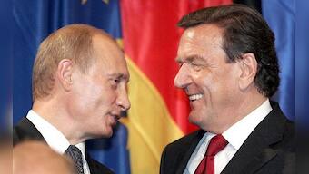 Germany: Former chancellor Gerhard Schroeder to remain in ruling party despite ties with Putin