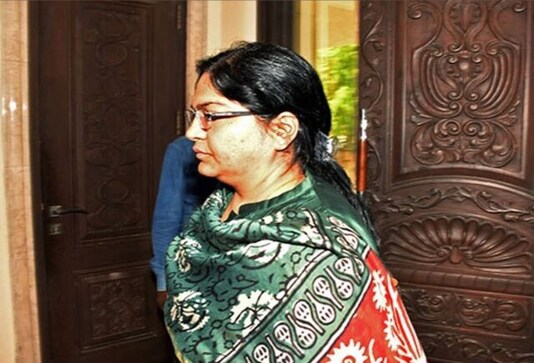 ED arrests Jharkhand mining secretary Pooja Singhal in money laundering case ED arrests Jharkhand mining secretary Pooja Singhal in money laundering case