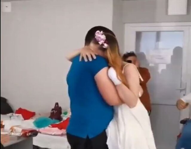 Watch: Ukrainian nurse who lost her legs in Russian mine blast gets married, shares video of first dance with husband Watch: Ukrainian nurse who lost her legs in Russian mine blast gets married, shares video of first dance with husband