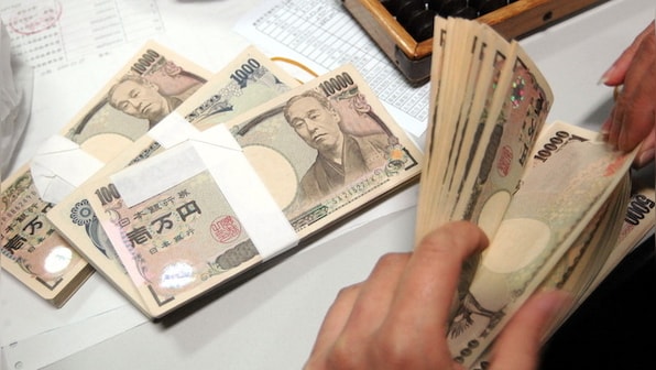 FPIs outflow continues for eighth consecutive month; pull out nearly Rs 40,000-crore from equities in May