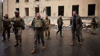 Ukraine, Russia trade blows in the east as Volodymyr Zelenskyy visits Kharkiv