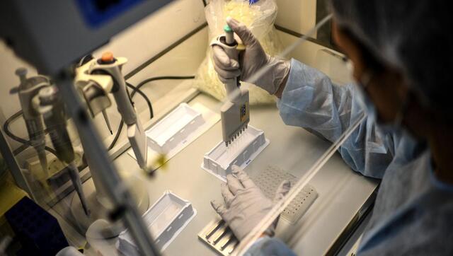 COVID-19: States, UTs asked to submit 'larger number' of samples for whole genome sequencing COVID-19: States, UTs asked to submit 'larger number' of samples for whole genome sequencing