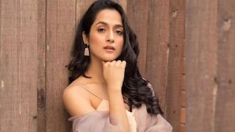 Arushi Sharma is all set to make her OTT debut with Jaadugar