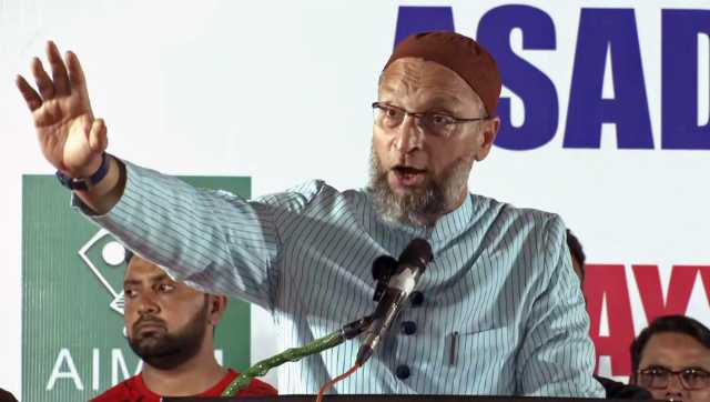 Owaisi accuses govt of 'politicising' all-party meet on Sri Lanka by raising finances of states Owaisi accuses govt of 'politicising' all-party meet on Sri Lanka by raising finances of states