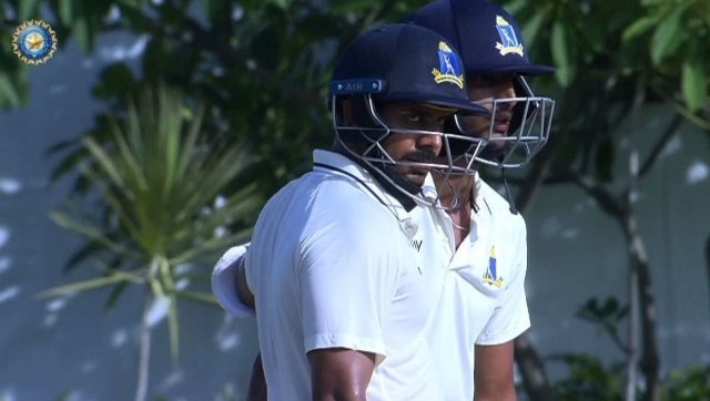 Ranji Trophy 2022: Manoj Tiwary, Shahbaz Ahmed keep Bengal afloat as Madhya Pradesh hold upper-hand Ranji Trophy 2022: Manoj Tiwary, Shahbaz Ahmed keep Bengal afloat as Madhya Pradesh hold upper-hand