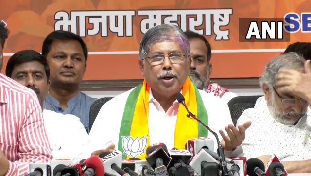 Maha govt to bear education cost of college students who lost parents to COVID-19 Maha govt to bear education cost of college students who lost parents to COVID-19