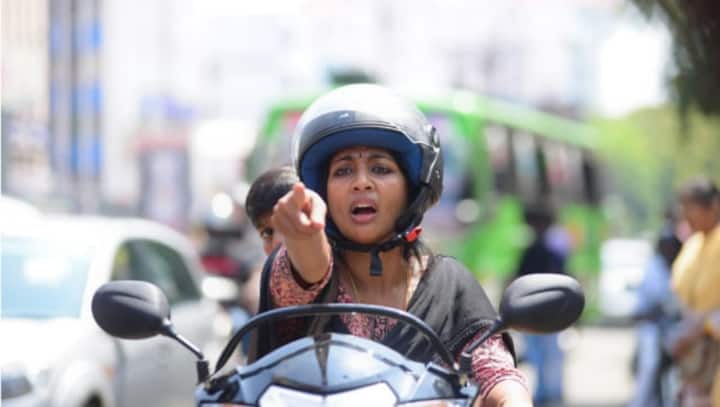 Oruthee movie review: Navya Nair makes this world a better place