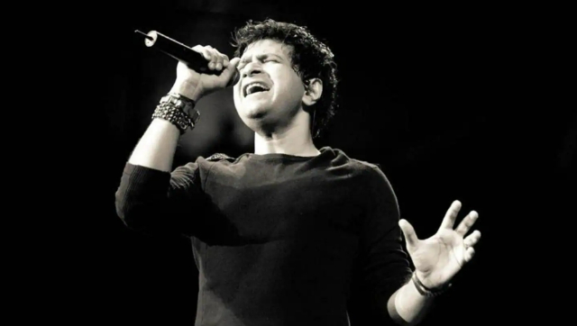 KK passed away: Last performance of the legendary singer in Kolkata, watch clip here KK passed away: Last performance of the legendary singer in Kolkata, watch clip here