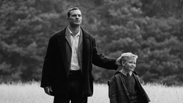 Belfast movie review: Kenneth Branagh’s Oscar winner for Original Screenplay is a feel-good blend of wit and drama Belfast movie review: Kenneth Branagh’s Oscar winner for Original Screenplay is a feel-good blend of wit and drama