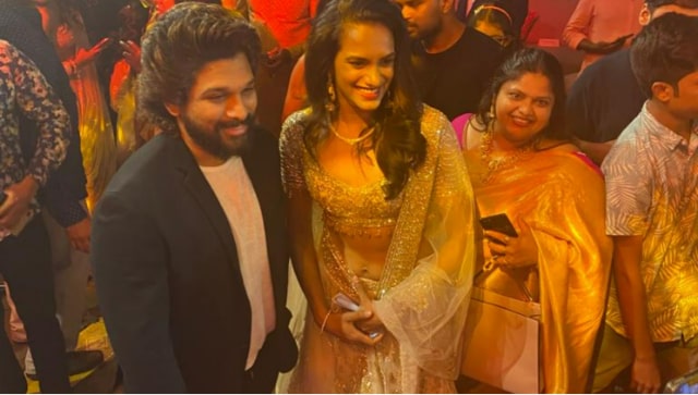 Ace badminton player PV Sindhu clicks a picture with Stylish Star Allu Arjun Ace badminton player PV Sindhu clicks a picture with Stylish Star Allu Arjun