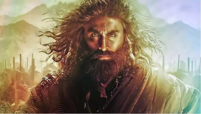 Ranbir Kapoor's Shamshera seems to owe a deep allegiance to RRR Ranbir Kapoor's Shamshera seems to owe a deep allegiance to RRR