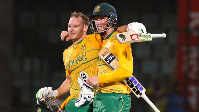India vs South Africa: 'Vintage Proteas', Twitter reacts to visitors' commanding seven-wicket win in 1st T20I India vs South Africa: 'Vintage Proteas', Twitter reacts to visitors' commanding seven-wicket win in 1st T20I