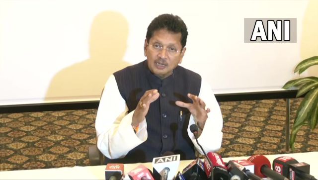 Not against Uddhav Thackeray, not backstabbed anyone: Rebel Shiv Sena MLA Deepak Kesarkar Not against Uddhav Thackeray, not backstabbed anyone: Rebel Shiv Sena MLA Deepak Kesarkar