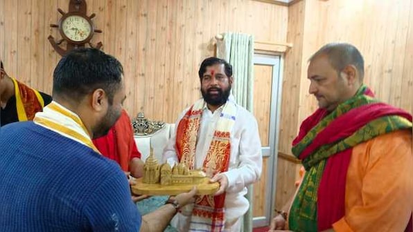 Will be in Mumbai on Thursday for floor test, says Eknath Shinde; offers prayers at Kamakhya Temple in Assam