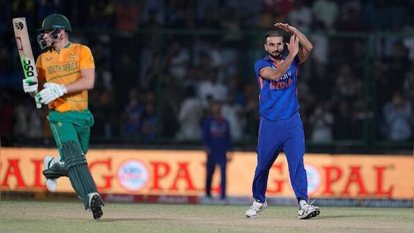 I can’t worry about pace because I can’t bowl fast as Umran Malik: Harshal Patel