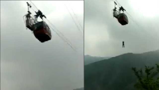 Himachal Pradesh: Delhi tourists stranded mid-air after technical glitch in Parwanoo's Timber Trail ropeway; WATCH Himachal Pradesh: Delhi tourists stranded mid-air after technical glitch in Parwanoo's Timber Trail ropeway; WATCH