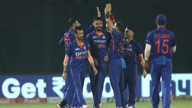 India vs South Africa: 'On the rise', Twitterati react to Men in Blues' win in third T20I India vs South Africa: 'On the rise', Twitterati react to Men in Blues' win in third T20I