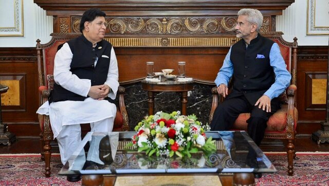 Jaishankar meets Bangladesh counterpart for 7th India-Bangladesh Joint Consultative Commission Jaishankar meets Bangladesh counterpart for 7th India-Bangladesh Joint Consultative Commission