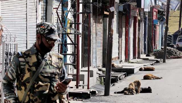 Jammu and Kashmir: One migrant labourer killed, two injured in grenade attack by terrorists in Pulwama