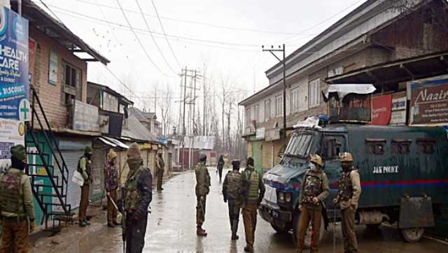 Jammu and Kashmir: Assistant Sub-Inspector of CRPF killed in terrorist attack in Pulwama Jammu and Kashmir: Assistant Sub-Inspector of CRPF killed in terrorist attack in Pulwama
