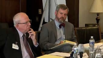 Conservative lawyer who aided Donald Trump during 2020 US polls says federal agents seized phone