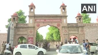 1 dead, another critical in clash outside Amritsar’s Khalsa College; Police call it 'routine crime'