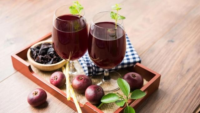 Nutritionist Lovneet Batra explains how Kokum helps to deal with acidity in summers, watch video Nutritionist Lovneet Batra explains how Kokum helps to deal with acidity in summers, watch video
