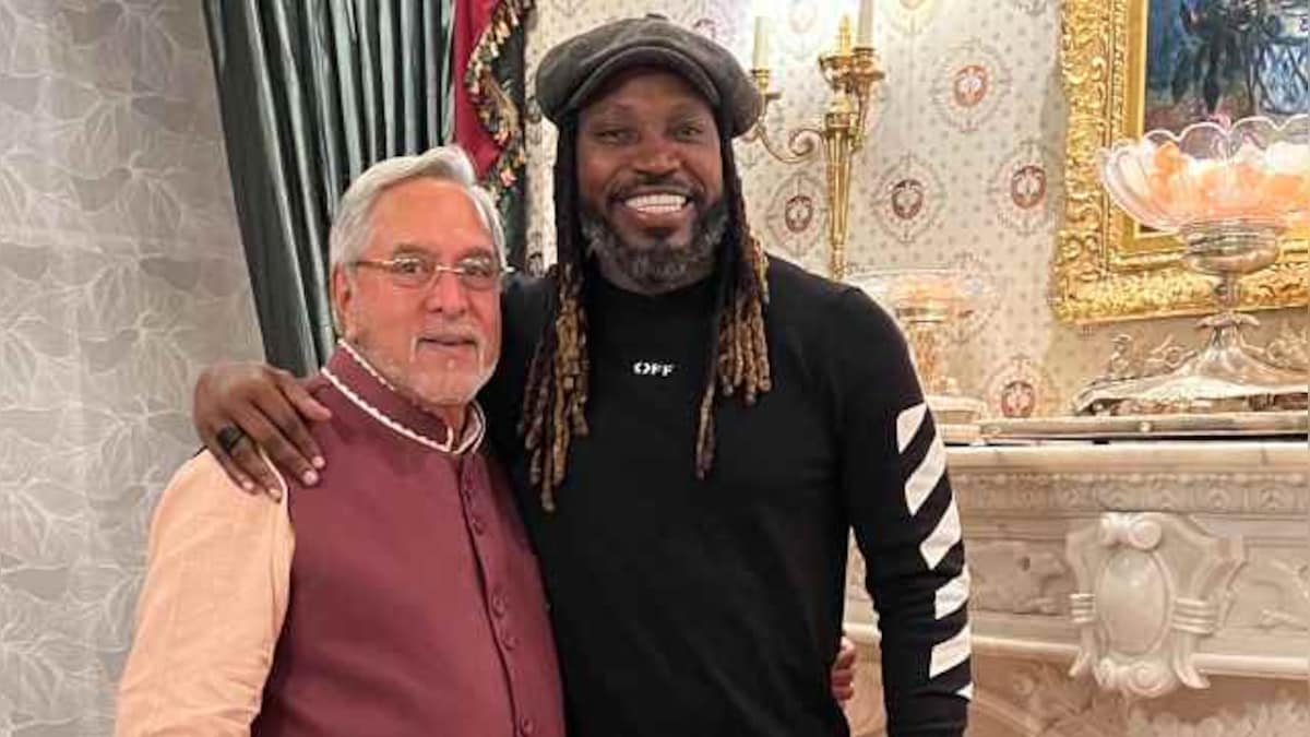 'Super friendship since I recruited him for RCB': Vijay Mallya shares photo with Chris Gayle