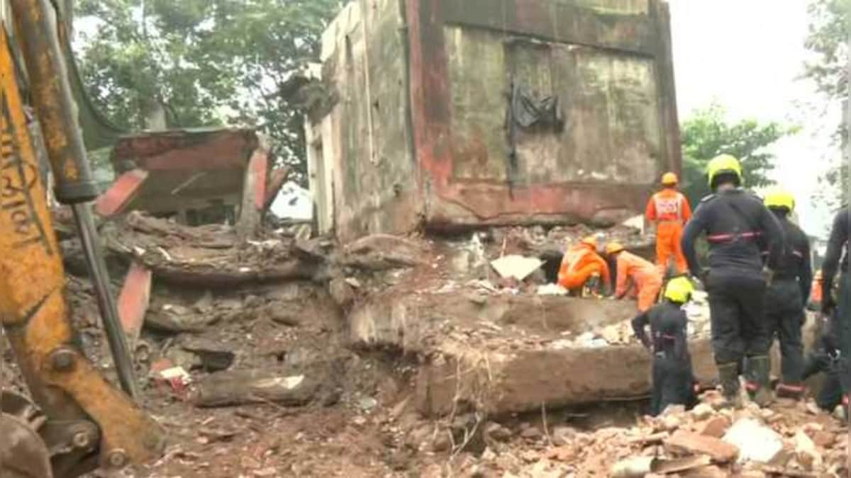 Mumbai: One dead, several others trapped under debris in Kurla's four-storey building collapse