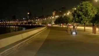 Wandering on street late night in city like Mumbai when no curfew in place not an offence, rules local court