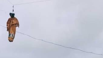 Effigy of suspended BJP spokesperson Nupur Sharma hanged from overhead wire in Karnataka’s Belagavi