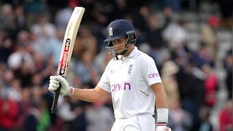 England vs New Zealand: Ben Stokes, Joe Root leave Lord's Test on a knife edge