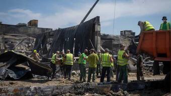 Russian forces fight to encircle Ukrainian military's last eastern stronghold