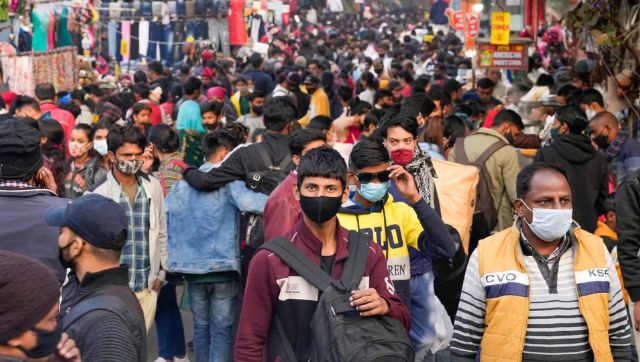 Delhi market associations put up banners urging people to follow COVID norms amid spike in cases Delhi market associations put up banners urging people to follow COVID norms amid spike in cases