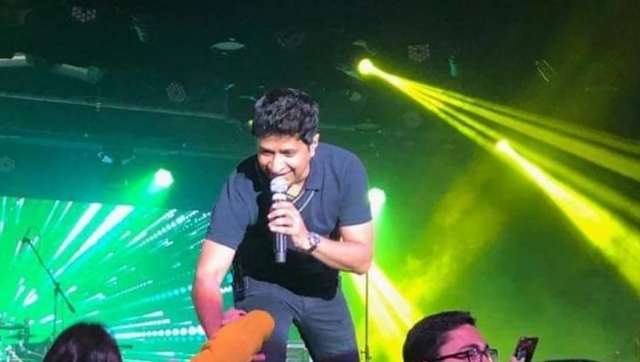 Singer KK passes away: AR Rahman, Daler Mehndi, Kailash Kher among others offer condolences Singer KK passes away: AR Rahman, Daler Mehndi, Kailash Kher among others offer condolences