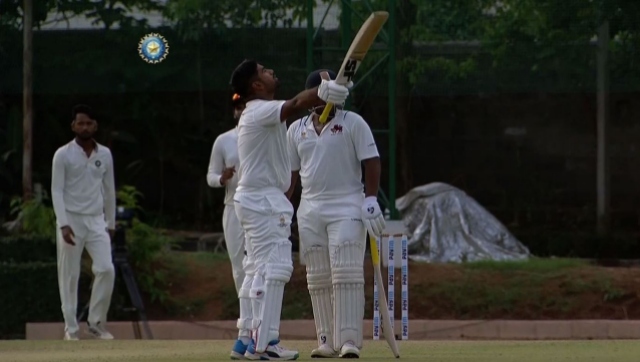 Ranji Trophy 2021-22: Mumbai debutant Suved Parkar joins elite list with double century against Uttarakhand Ranji Trophy 2021-22: Mumbai debutant Suved Parkar joins elite list with double century against Uttarakhand