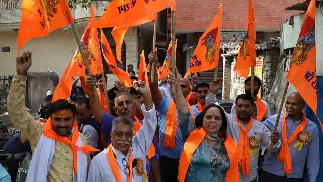 Prophet Muhammad row: VHP calls for mass recitation of Hanuman Chalisa in Delhi temples to protest 10 June violence Prophet Muhammad row: VHP calls for mass recitation of Hanuman Chalisa in Delhi temples to protest 10 June violence