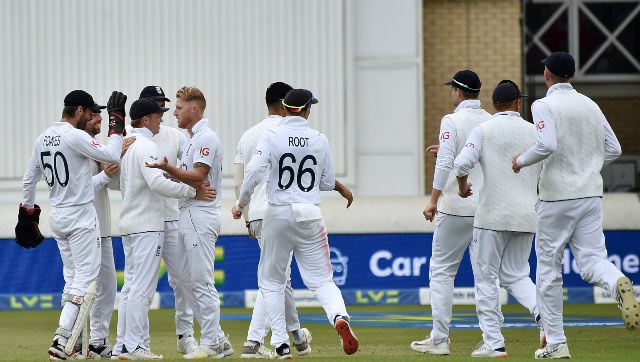 England vs New Zealand: Black Caps' collapse give hosts hope on Day 4 of tense second Test England vs New Zealand: Black Caps' collapse give hosts hope on Day 4 of tense second Test