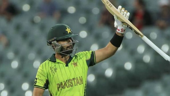 Ahmed Shehzad blames Waqar Younis for ouster from Pakistan team