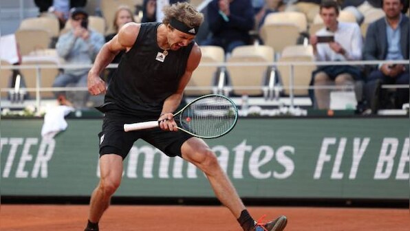 French Open 2022: Alexander Zverev downs Carlos Alcaraz to setup semifinal clash with Rafael Nadal