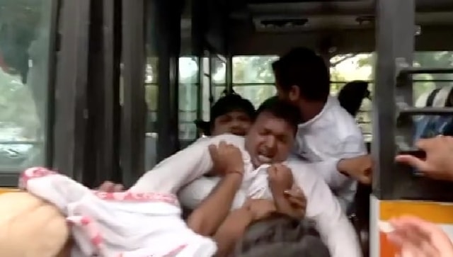 Watch: Congress' Srinivas dragged into police bus as he dramatically tries to escape Watch: Congress' Srinivas dragged into police bus as he dramatically tries to escape