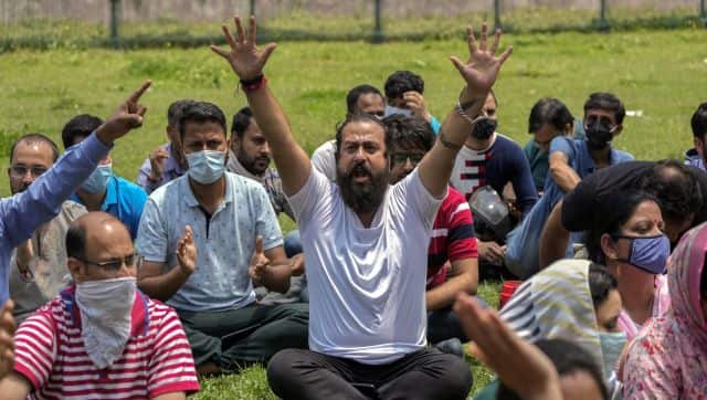 Kashmiri Hindus protesting against the killing of a Hindu female teacher by terrorists shout slogans in Srinagar. AP