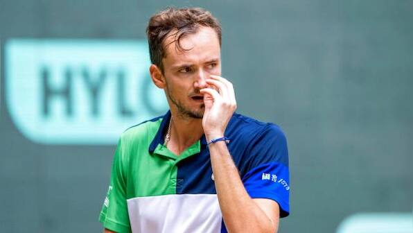 Mallorca Open: Daniil Medvedev out; Stefanos Tsitsipas reaches semi-finals