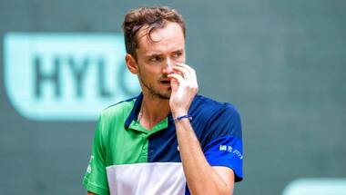 Mallorca Open: Daniil Medvedev out; Stefanos Tsitsipas reaches semi-finals