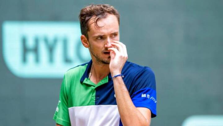 Mallorca Open: Daniil Medvedev out; Stefanos Tsitsipas reaches semi-finals