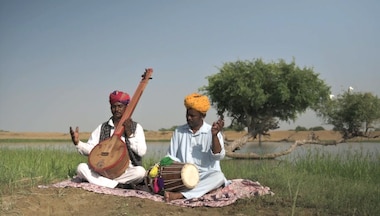 Baahar Kyon Bhatke? Parthiv and Vidya Shah beautifully capture the age-old customs of the Meghwals in their documentary