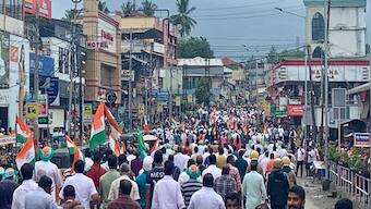 Rahul Gandhi office vandalism case: 19 SFI activists held; Congress holds protest march