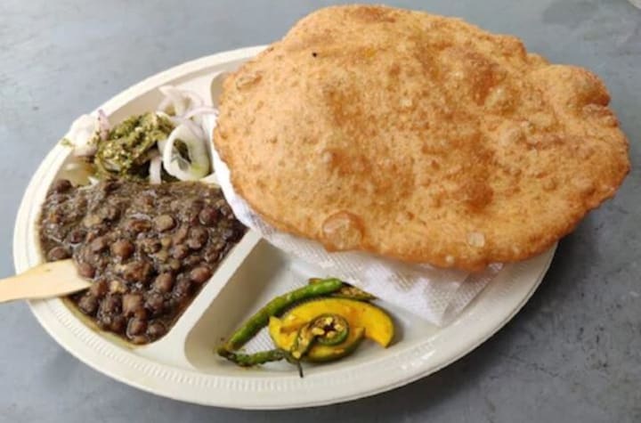 Lizard found in food at popular eatery in Chandigarh, watch video here