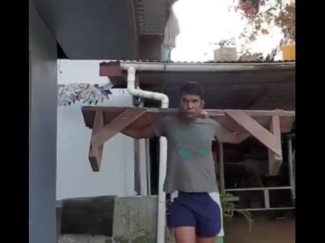 Fiji man grabs eyeballs for his not-so-usual catwalk, watch video here Fiji man grabs eyeballs for his not-so-usual catwalk, watch video here