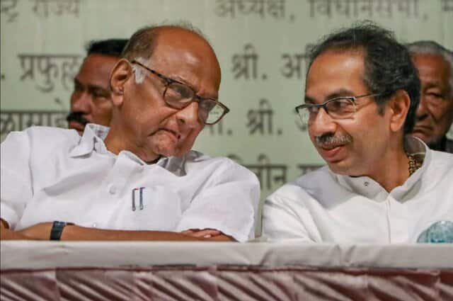 File image of Sharad Pawar and Uddhav Thackeray. News18 Hindi